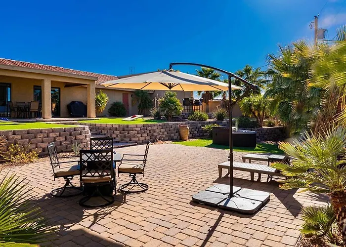 Find Me At The . Firepit . Bbq . * Lake Havasu City