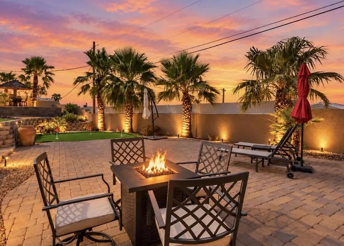 Find Me At The . Firepit . Bbq . Holiday home